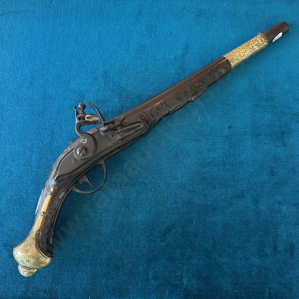 Original Flintlock pistol of French/Spanish origin Image 1++