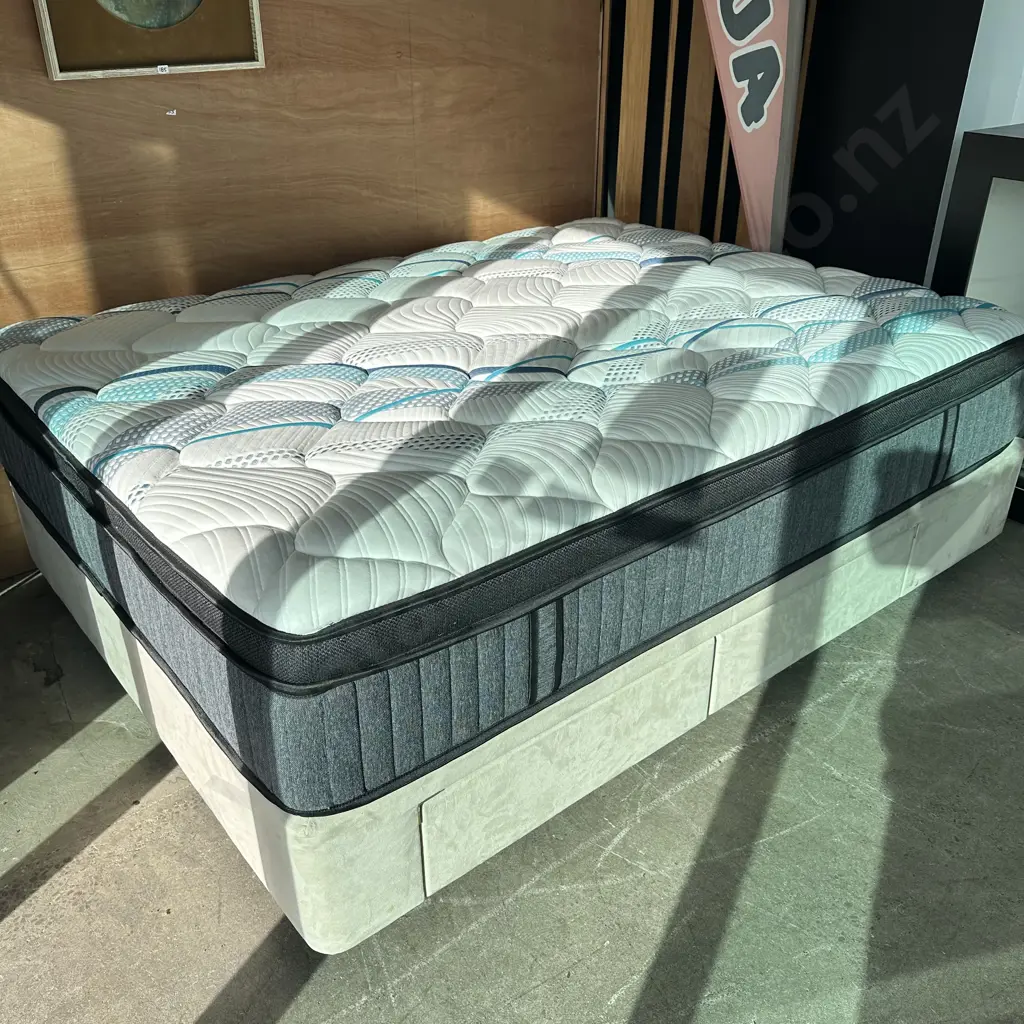 very tidy Queen mattress on double sided divan base Image 1++