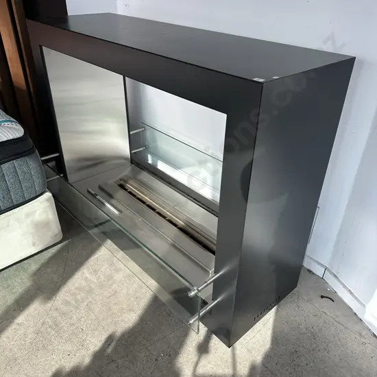 Bio Flame free standing fireplace 1360L ( very expensive piece of kit)