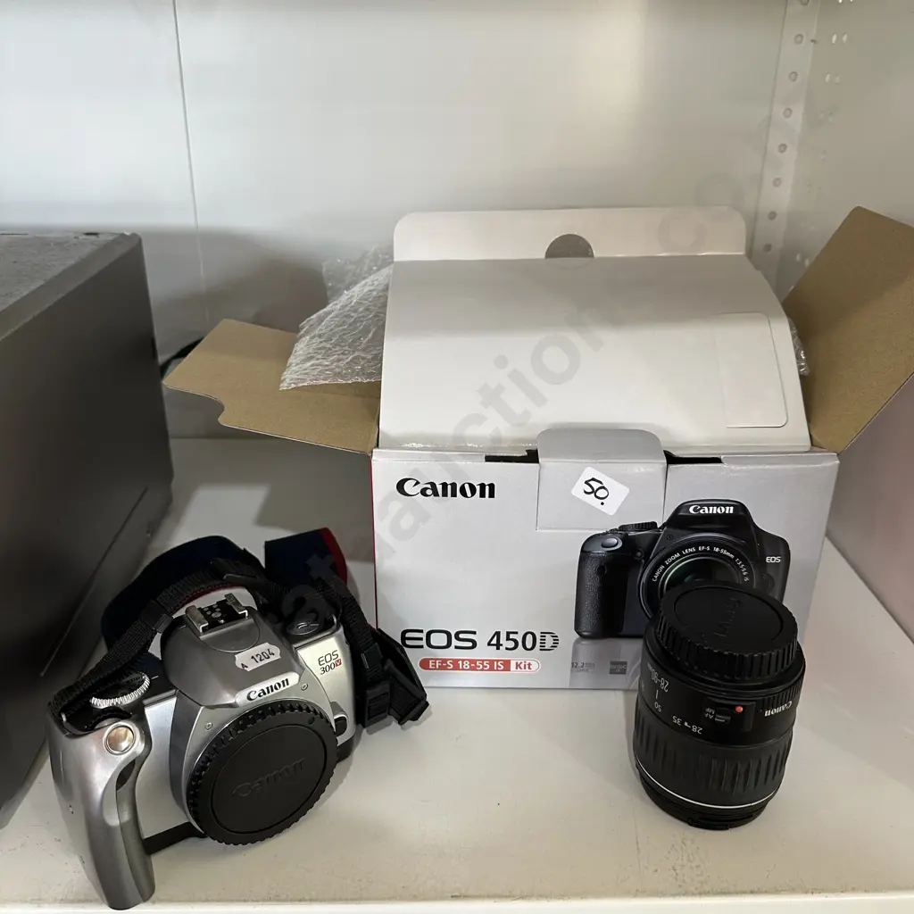 boxed canon EOS (as new) Image 1++
