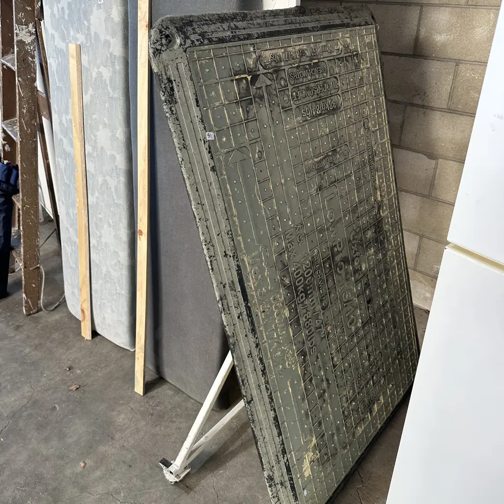 workmans heavy duty hole cover Image 1++