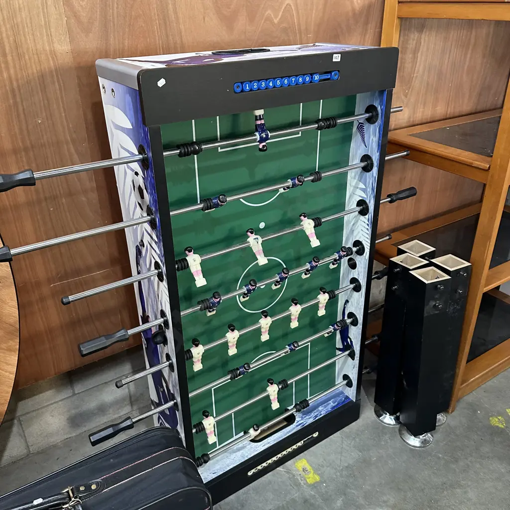 Foosball table Image 1++