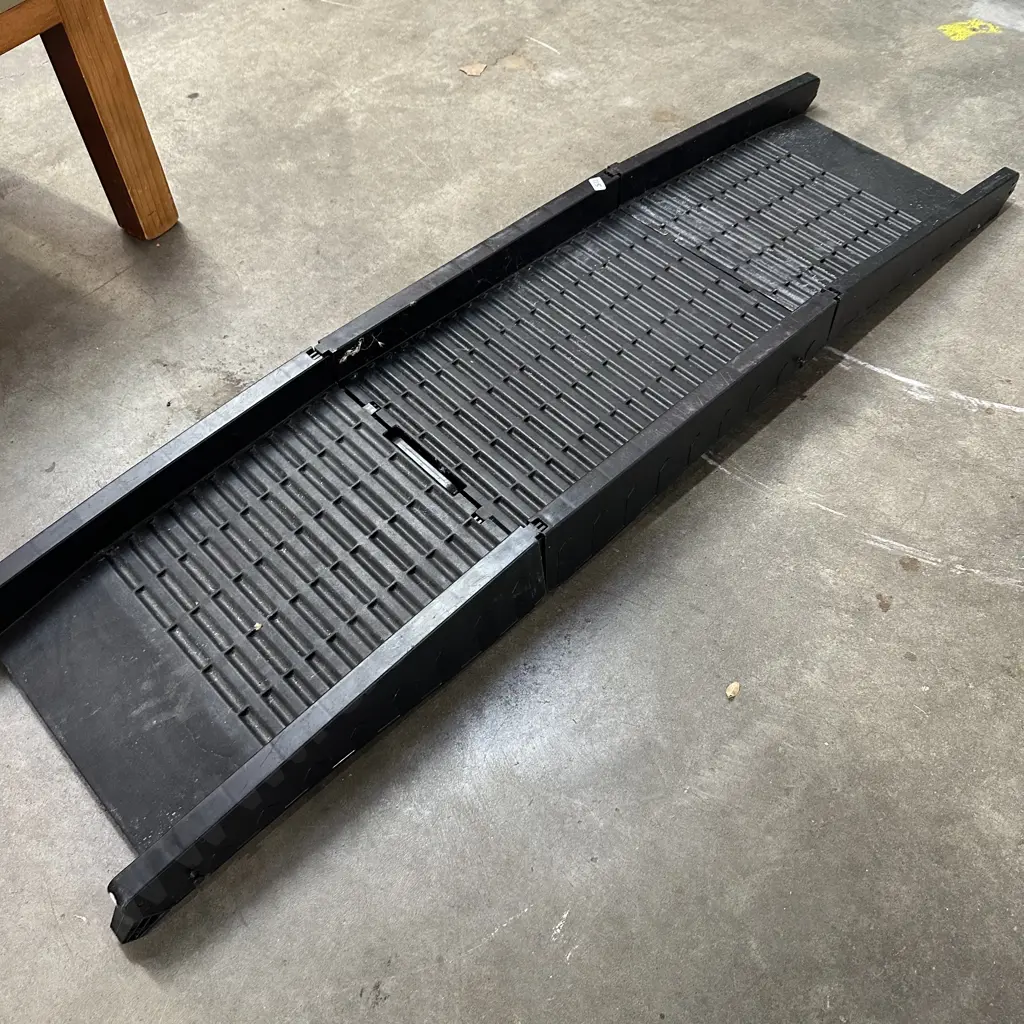 dog ramp Image 1++