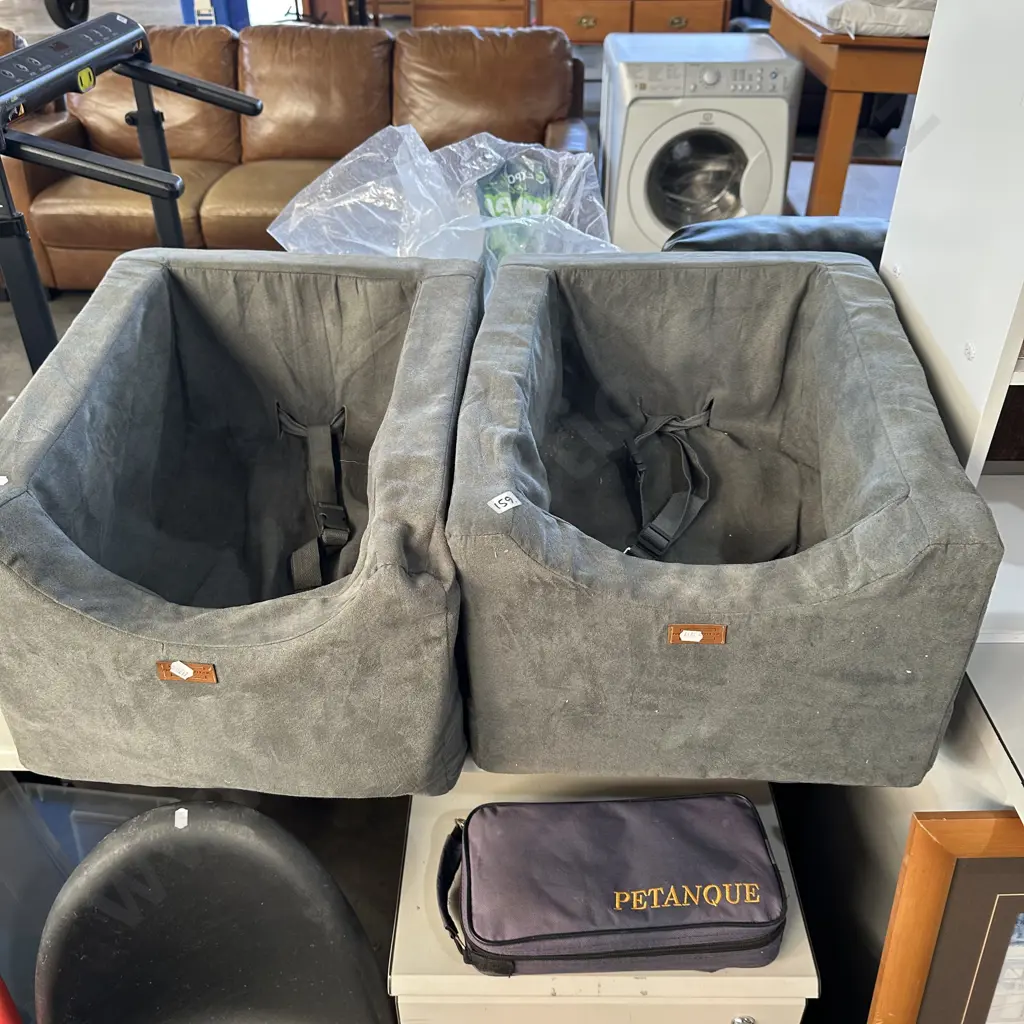 Pr car travel pet seats, airer shelves, monitor arm, & picture Image 1++