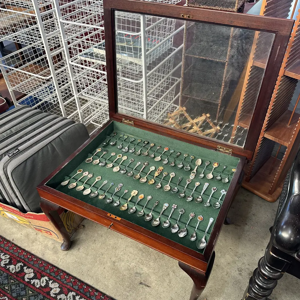 coffee table teaspoon collection plus 2 Titanic books Image 1++