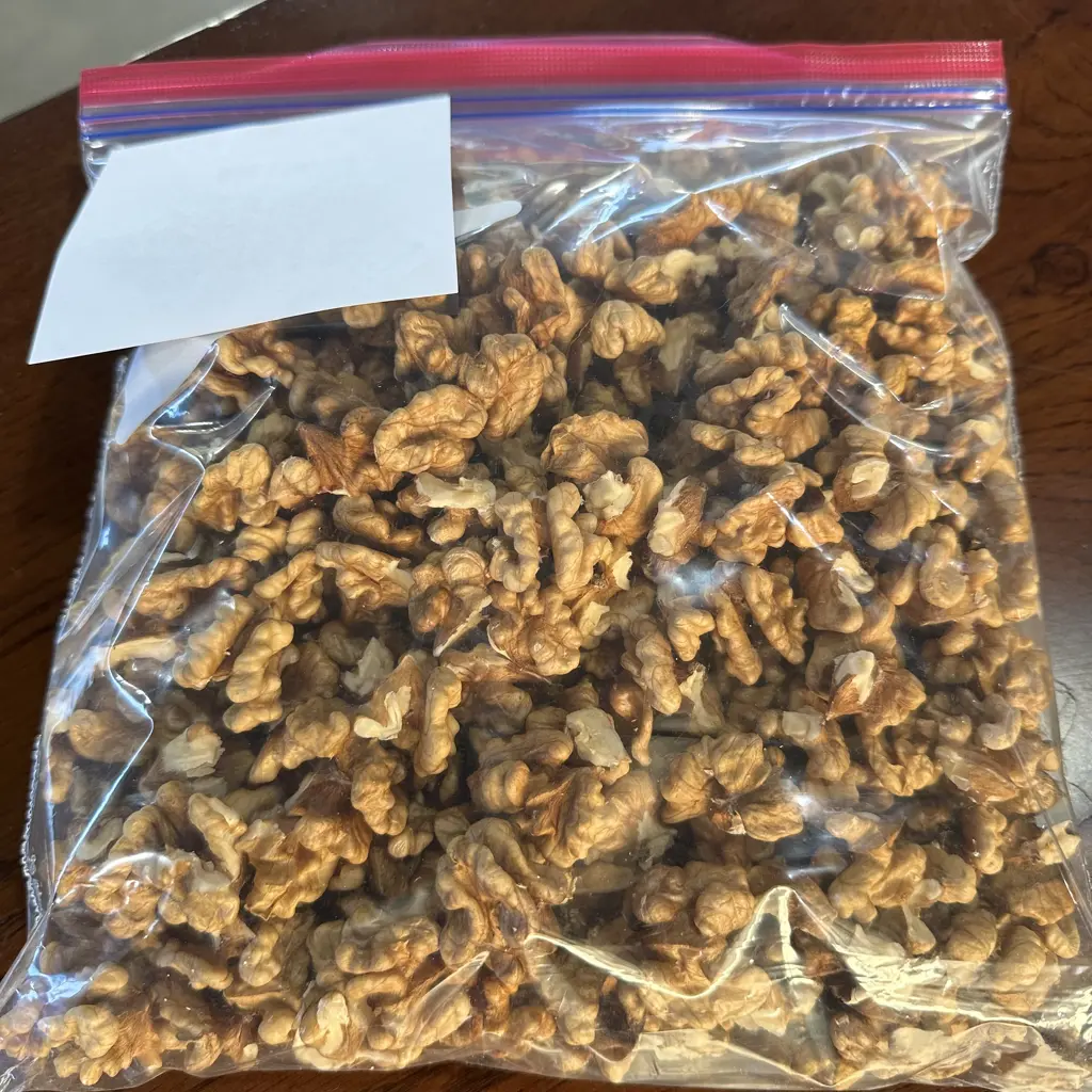fresh local organic hand shelled walnuts Image 1++