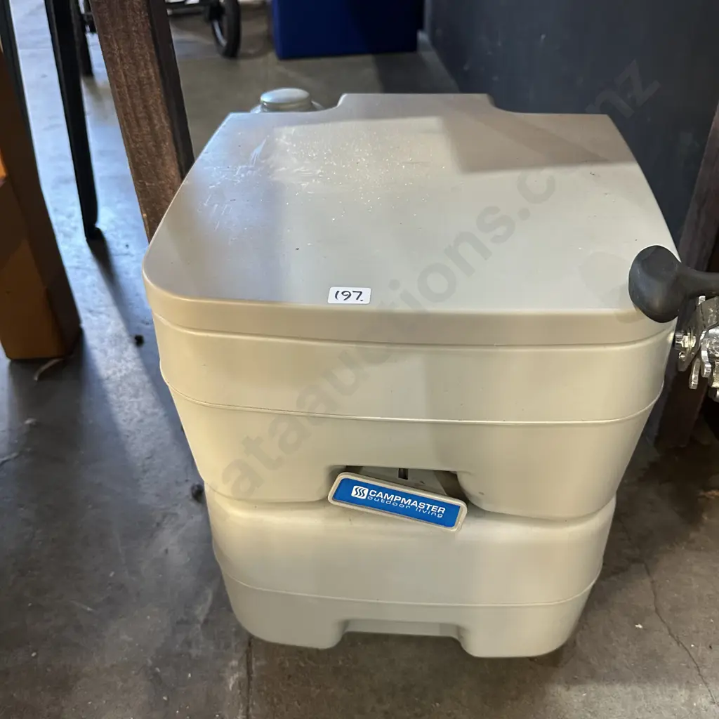 Campmaster portable loo Image 1++