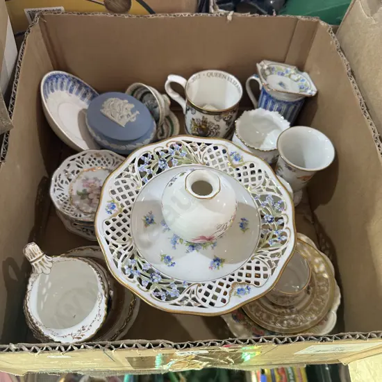 Box lot vintage porcelain pedestal compote bowl, wedgewood, china etc.