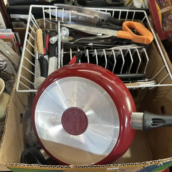 Box lot good non-stick pots and frying pan, dish rack and knives etc.