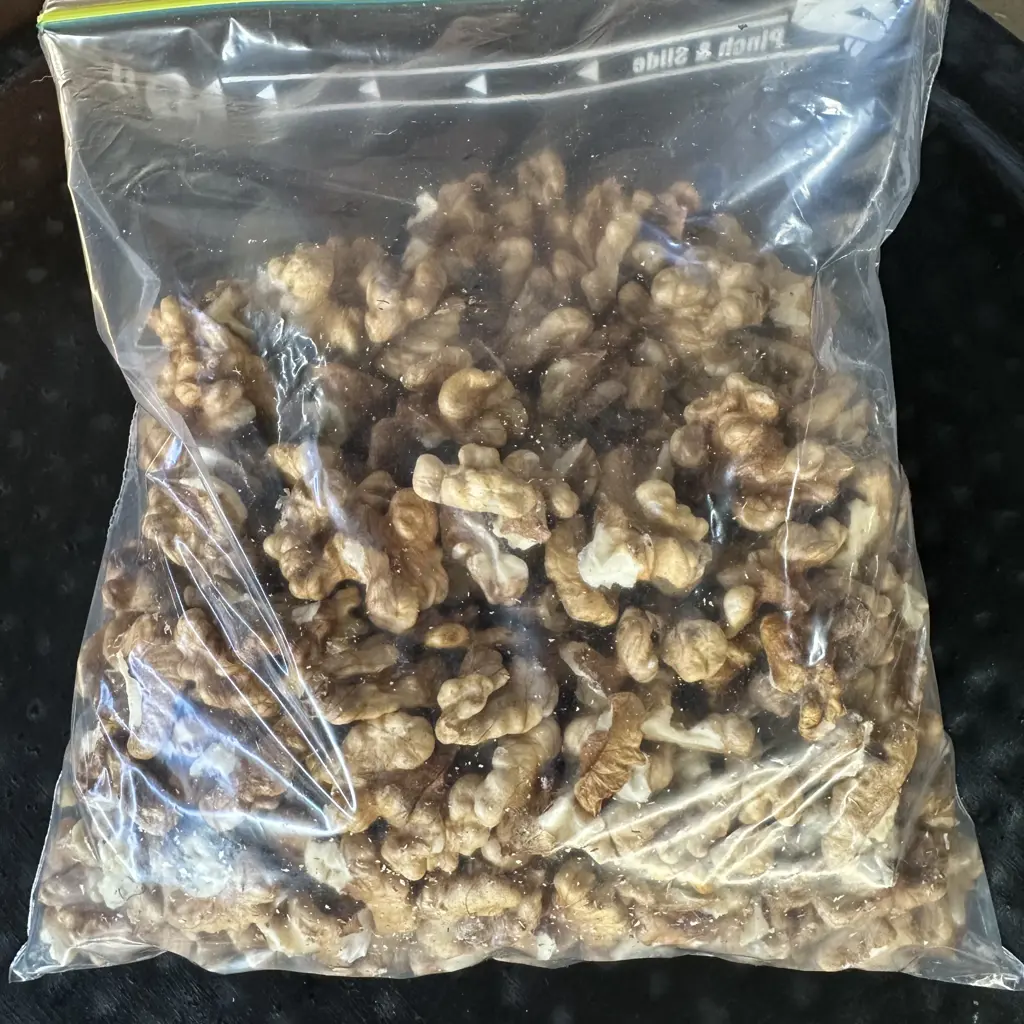 500g Organic hand shelled local Walnuts Image 1++