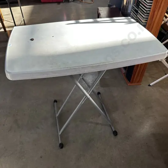 adjustable camp table