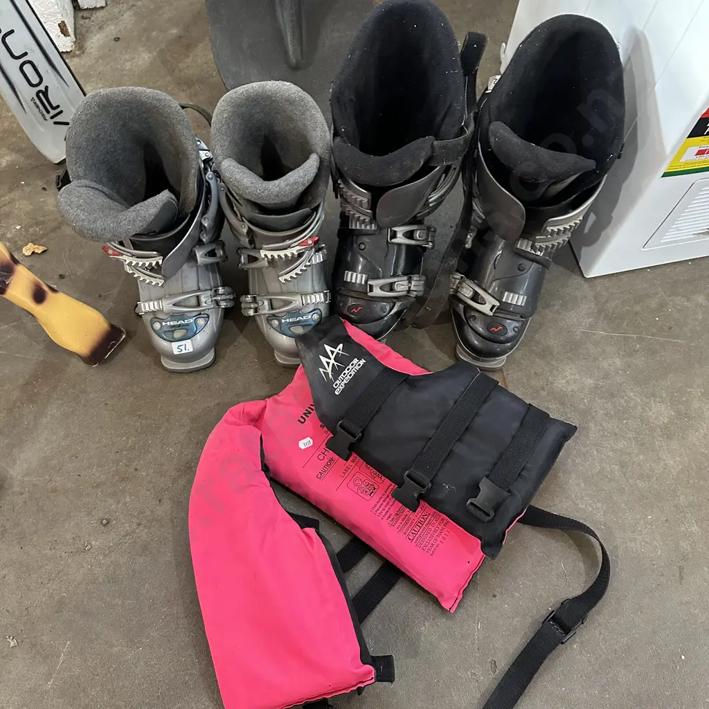 ski boots and kiddy life jacket Image 1++