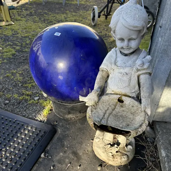 2 x garden ornaments