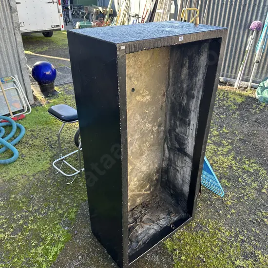 large moulded flower trough 1400 x 700