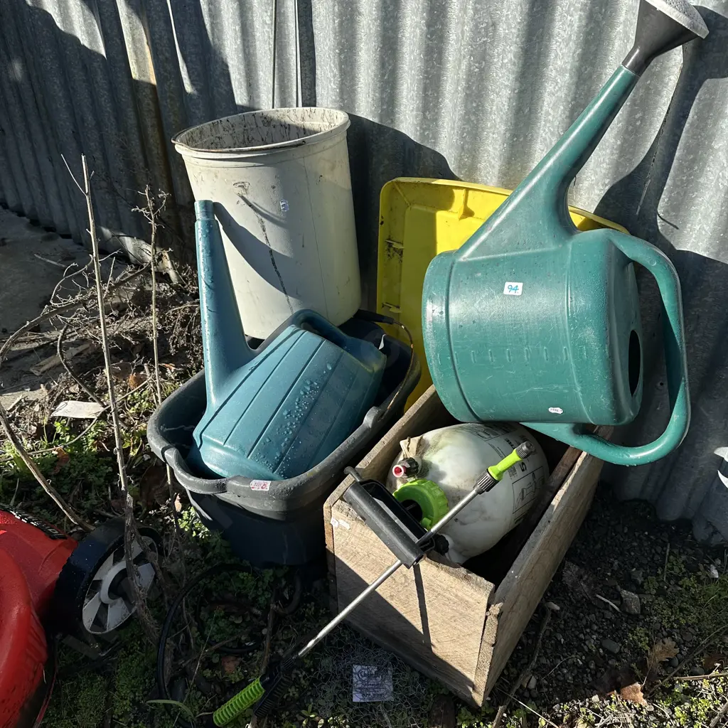 garden items etc Image 1++