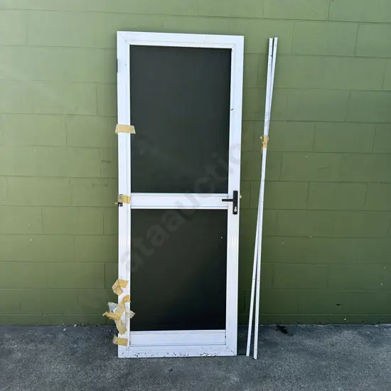 screen door and beading