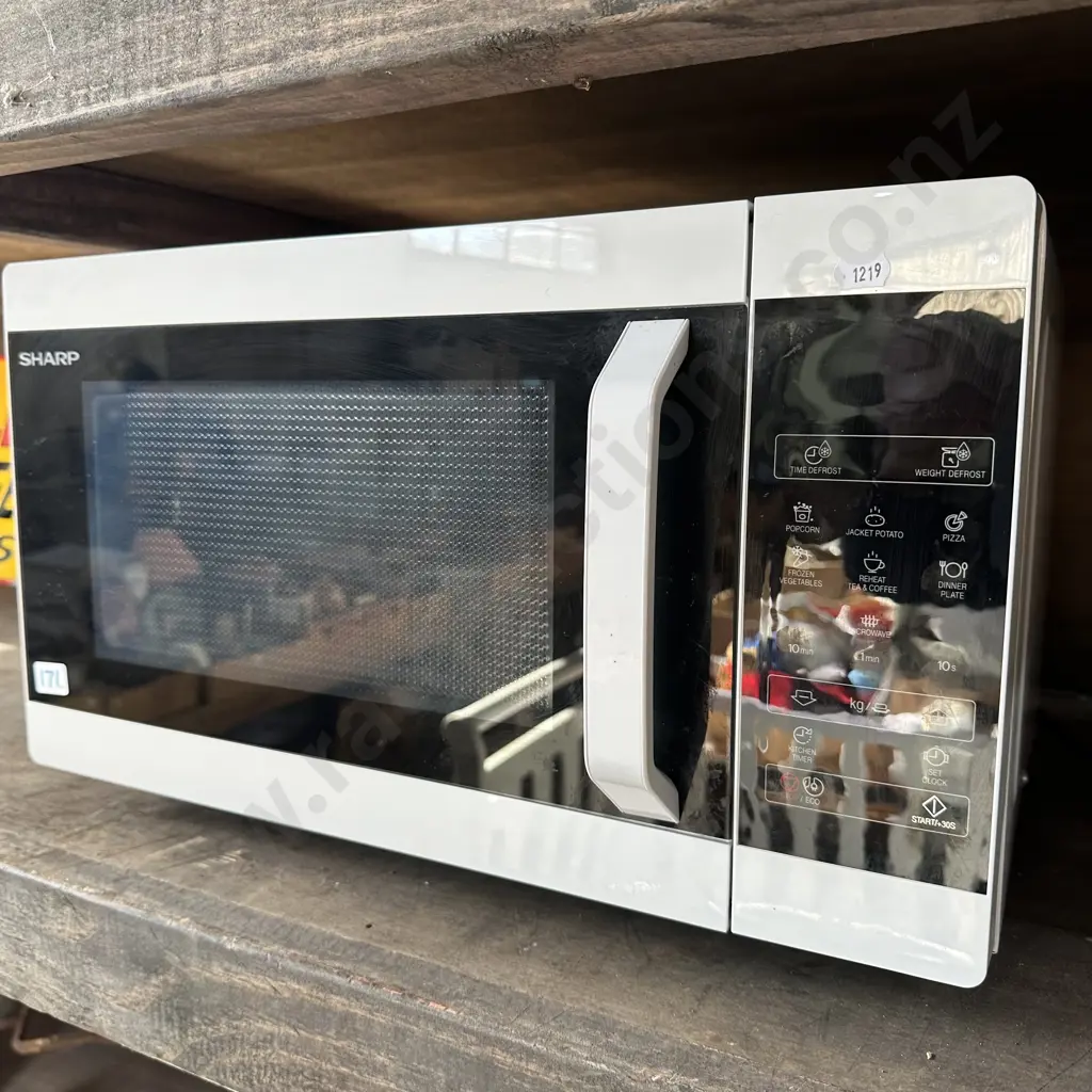 sharp microwave Image 1++