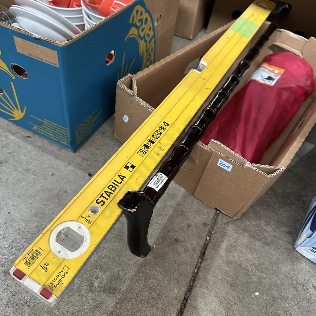 level, walk stick folding chair Image 1++
