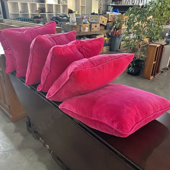 6 x Pink feather inner cushions 50cm x 50cm