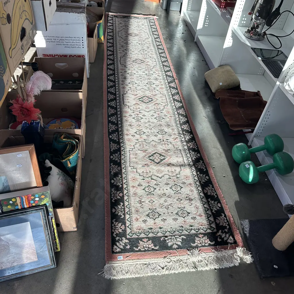 Egyptian hall runner 3500 x 700 Image 1++