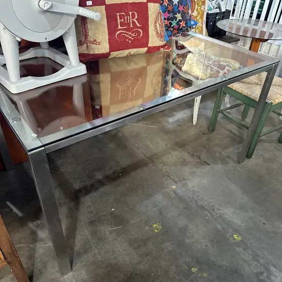 Stainless steel & glass table 1400 x 900