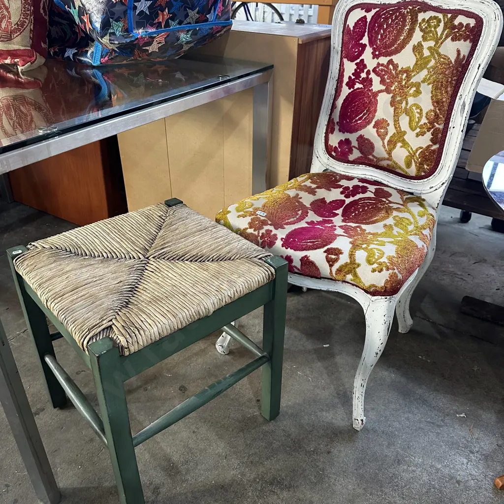 large rush seat stool plus decoritive chair Image 1++