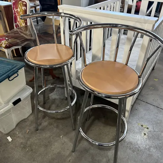 Pr bar stools