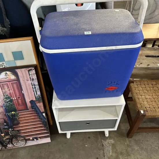 esky, bedside
