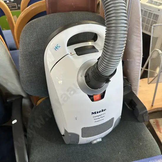 Miele vac