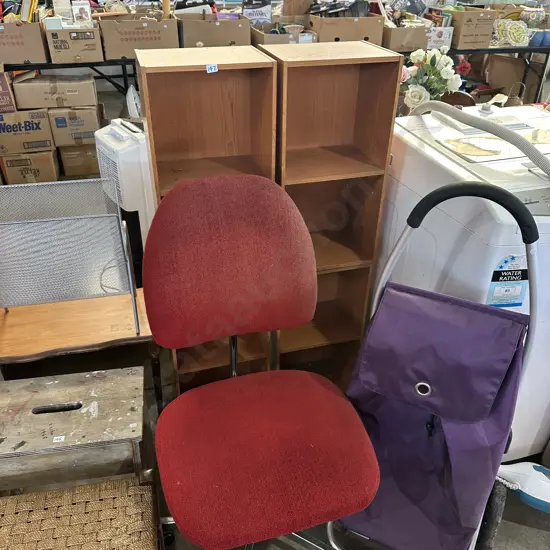4 x cube sides, office chair and shopping cart