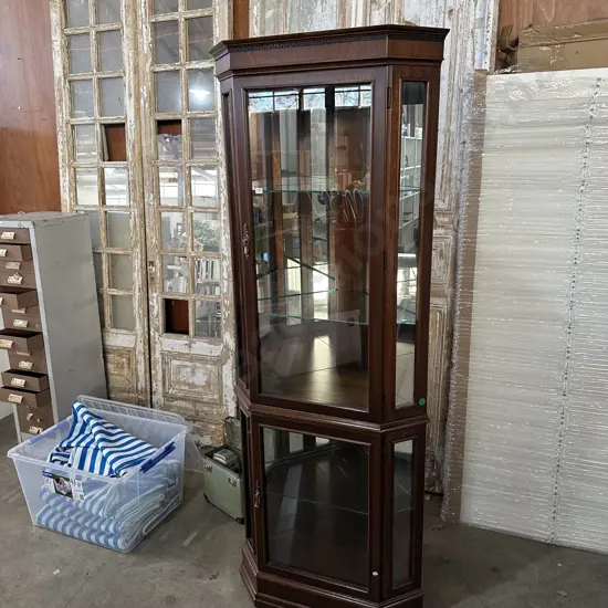 corner cabinet