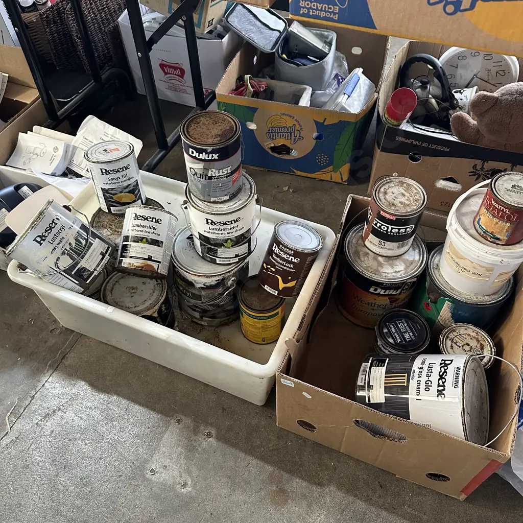 Bin and box of paint. Image 1++