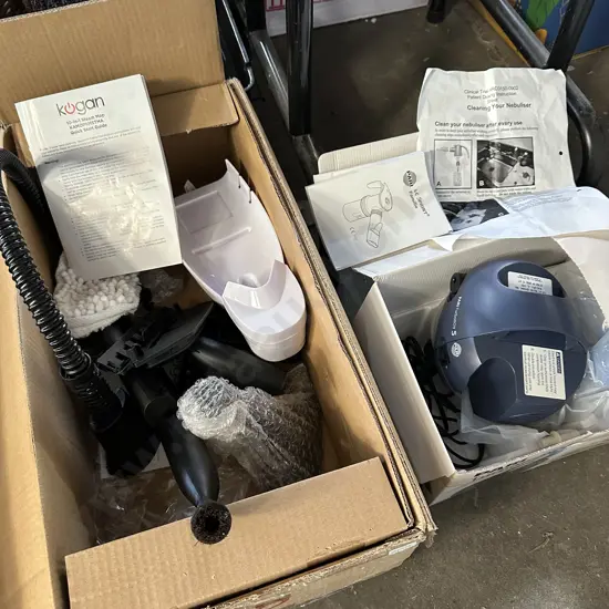 Nebuliser plus steam mop accessories.