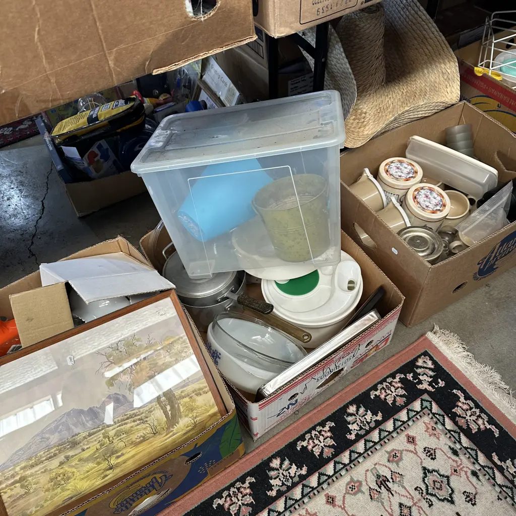 Three boxes of assorted items. Image 1++