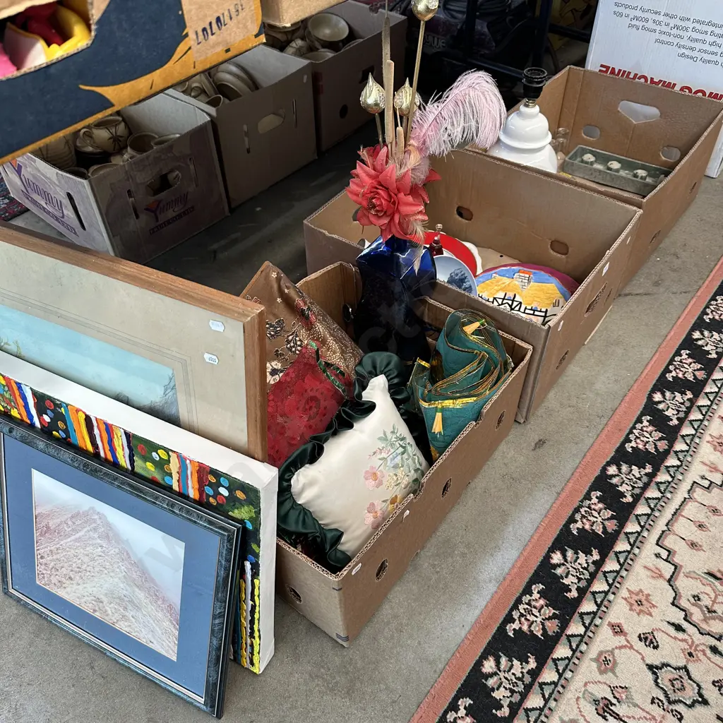 Bay lot of assorted items and pictures. Image 1++
