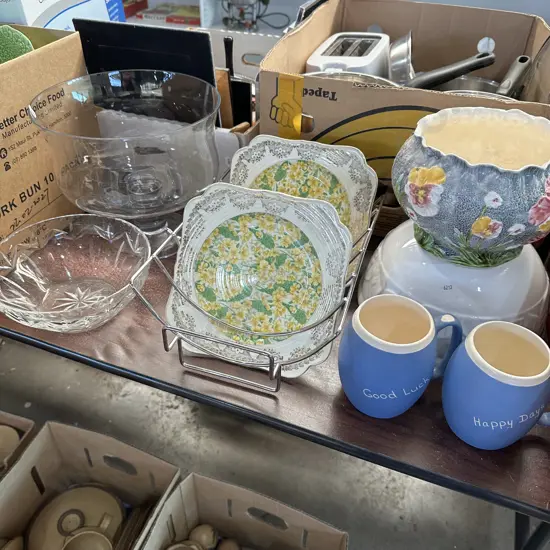 Pedestal and crystal bowl, Art Nouveau style planter and collectable plates etc.
