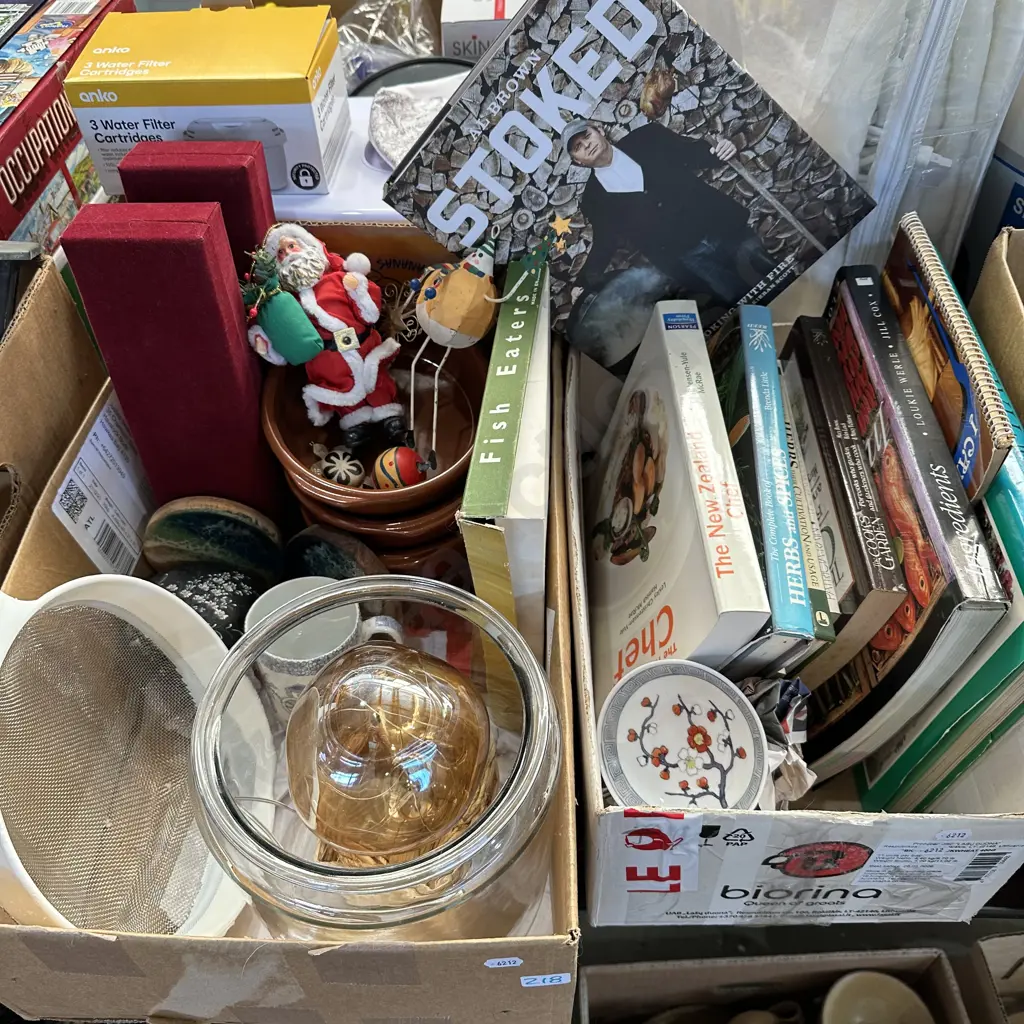 Two boxes cook books including Al Brown plus boxed servers, spode cup etc. Image 1++