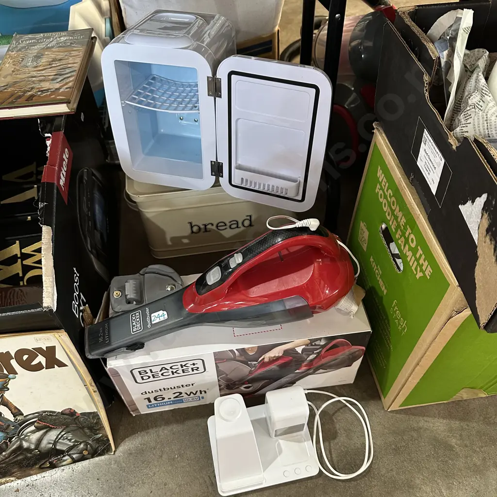 Lithium battery dustbuster, mini fridge (no cords) plus fast wireless charger etc. Image 1++