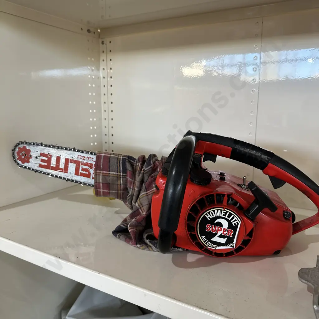 Homelite chainsaw sold as working. Image 1++