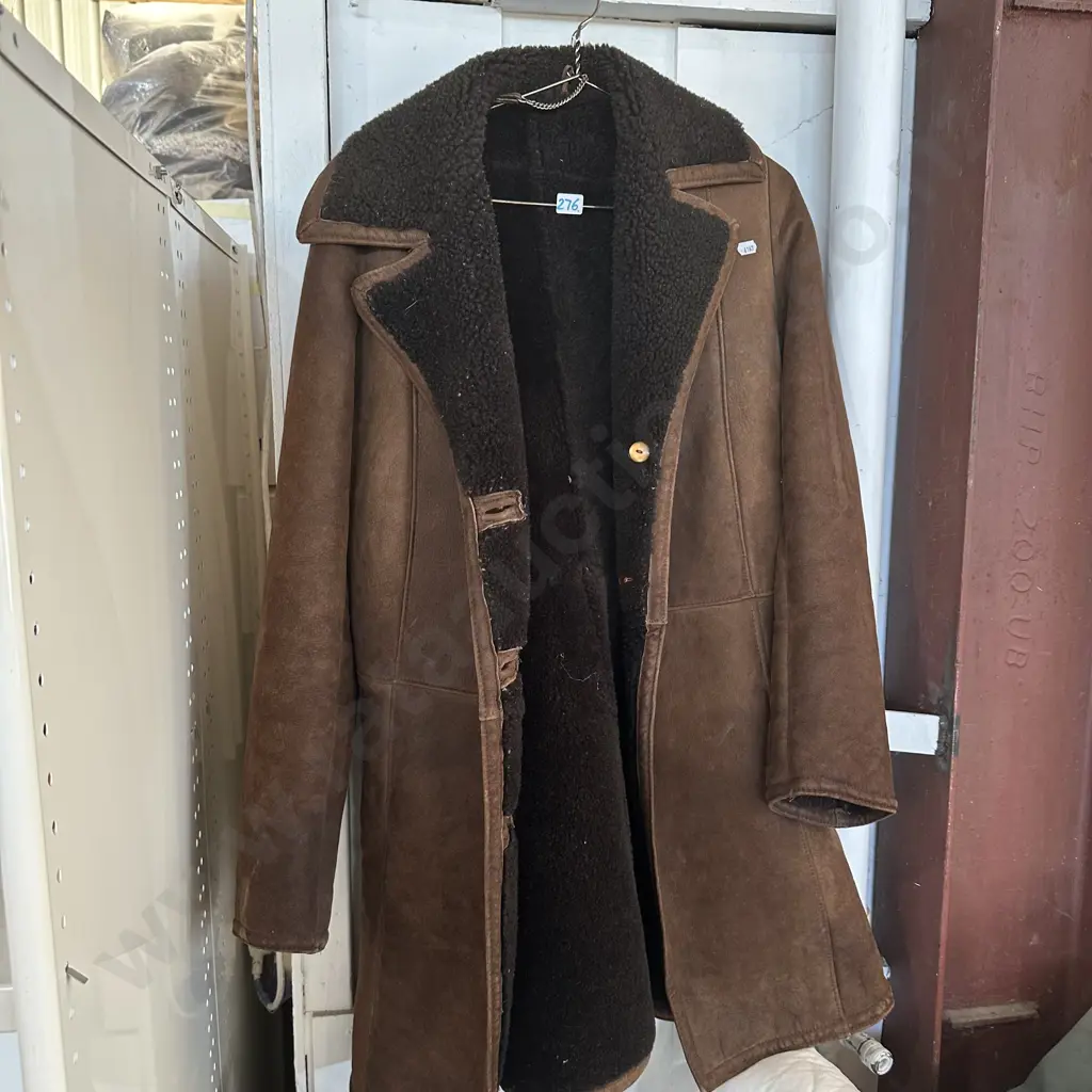 Vintage suede shearling coat. Image 1++