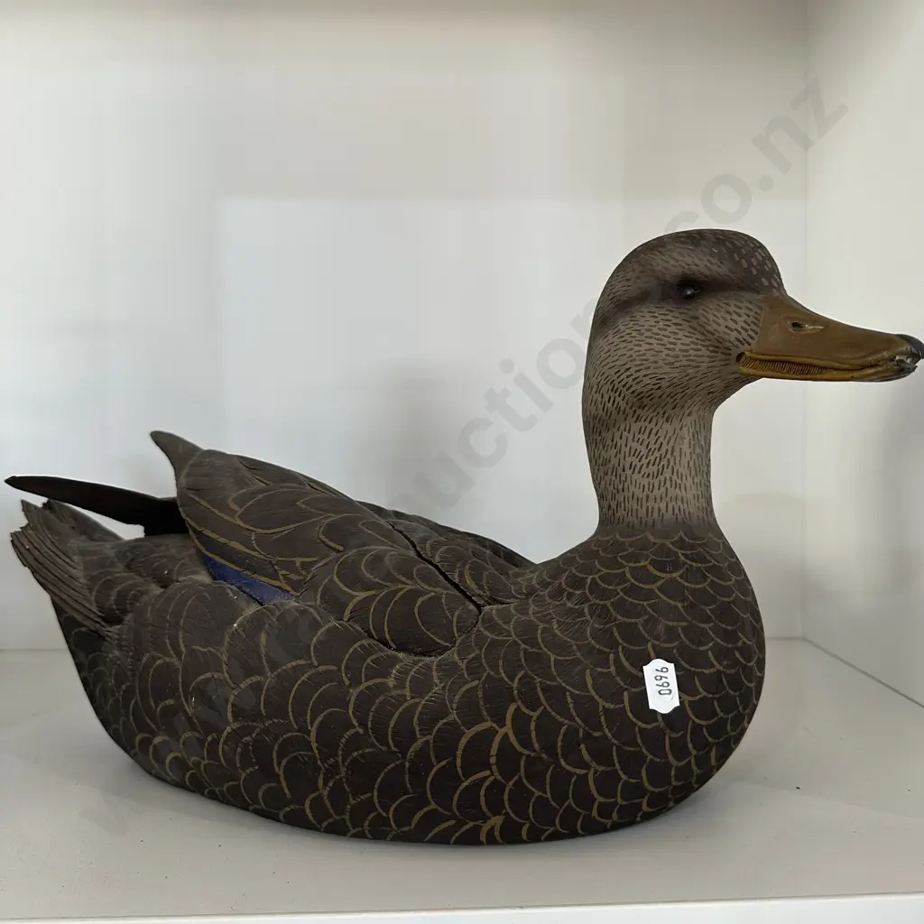 "Ducks Unlimited Canada" hand painted moulded 40cm duck (small chips on tail) Image 1++