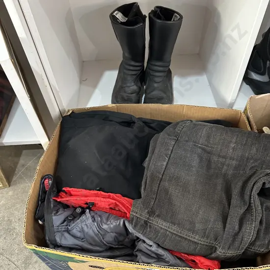 motocycle clothing plus boots