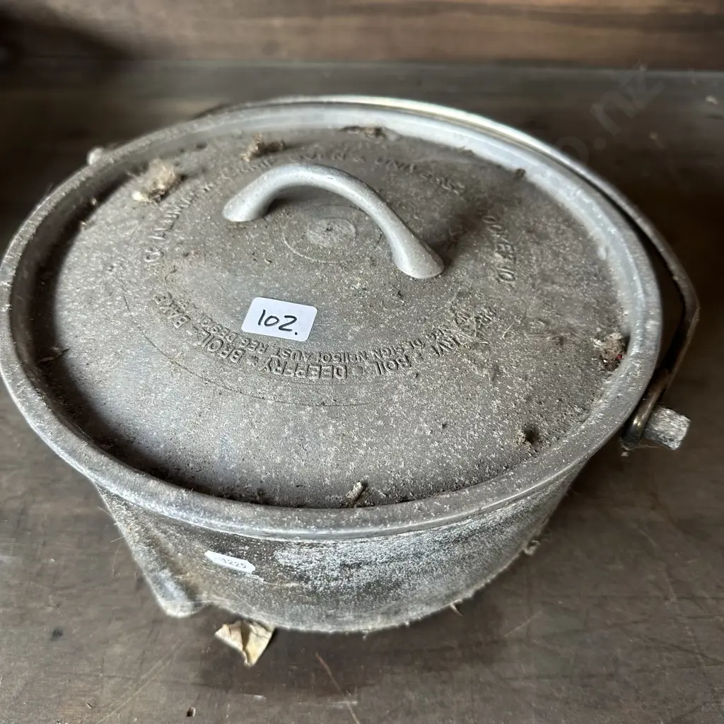camp oven Image 1++