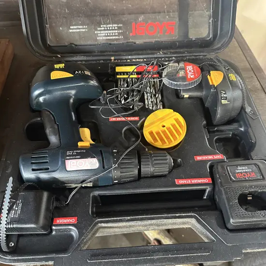 Ryobi 12v drill kit