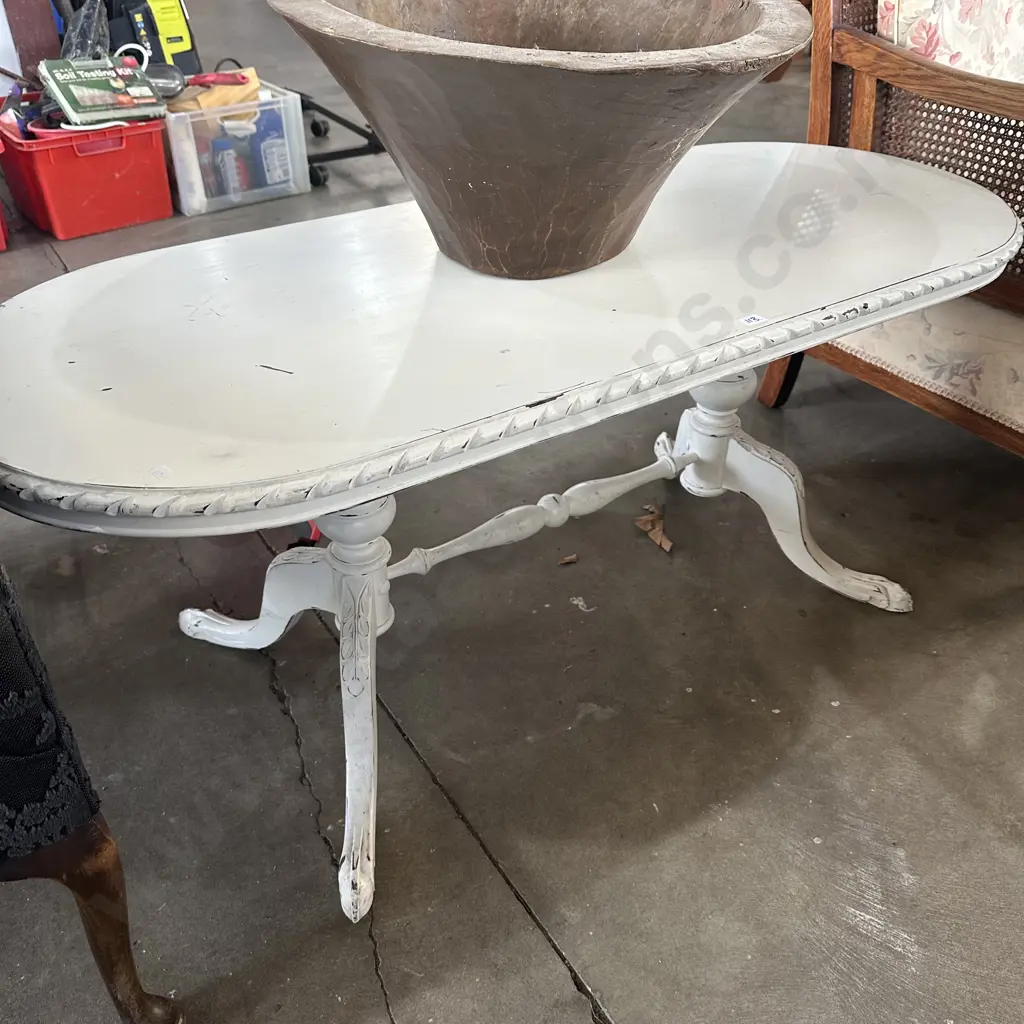 shabby Chic coffee table Image 1++
