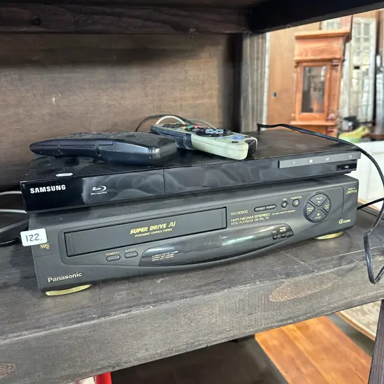 Blueray & VHS players