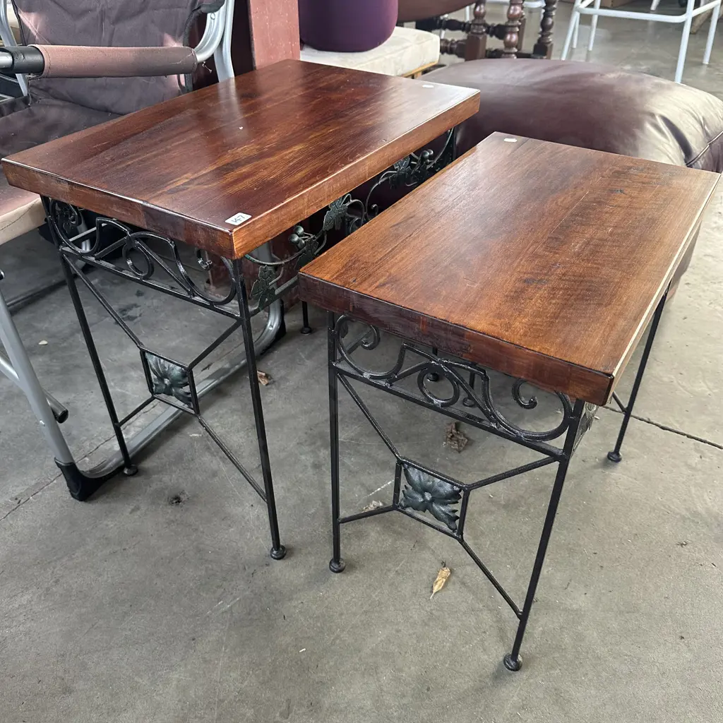 Pr of solid wood side tables Image 1++