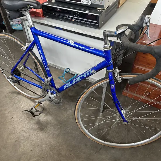 Avanti road bike