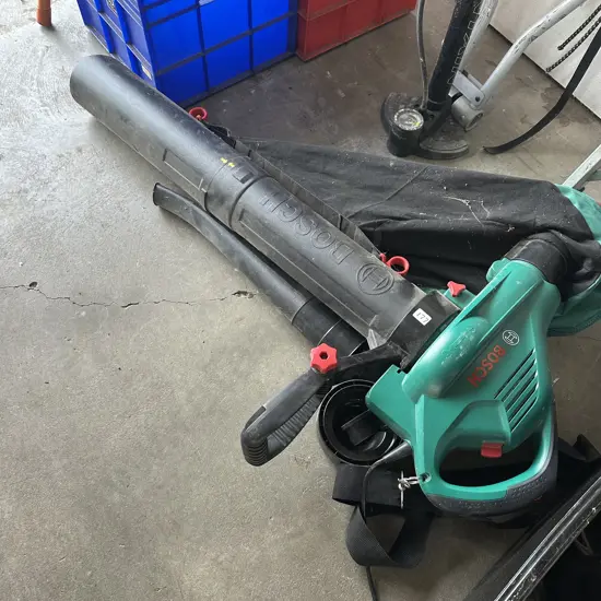 Bosch blower vac