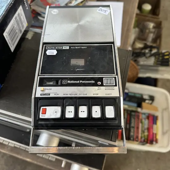 Vintage National Panasonic RQ-413SD portable tape play/recorder.